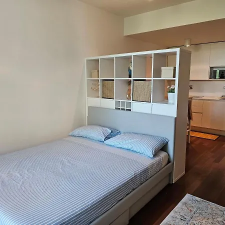 107 Apartament *